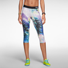 running girl Nike Pro Core Compression Aerial Capris