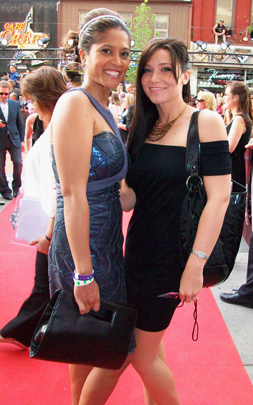 Lorraine Zander and Dana Krook on the red carpet at the Music Video Awards 2009